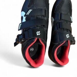 Peloton Cycling Shoes (sz 40)